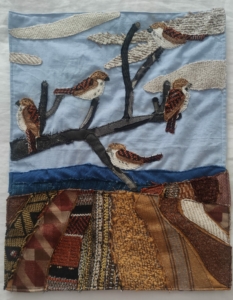 Cuadro textil con vasijas vintage bordadas