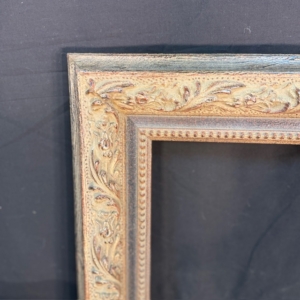 Marco antiguo dorado tallado 100x119 cm