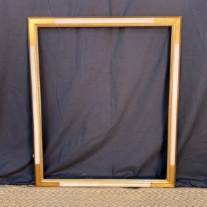 marco antiguo dorado