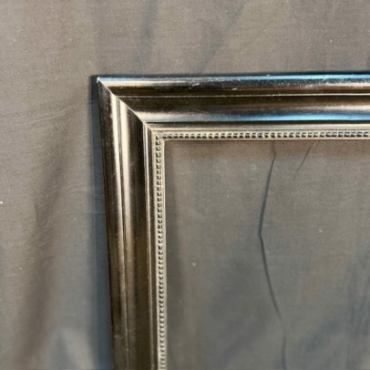 Marco de madera negra antigua para grabado